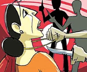 fraud gang traget women in roorkee.